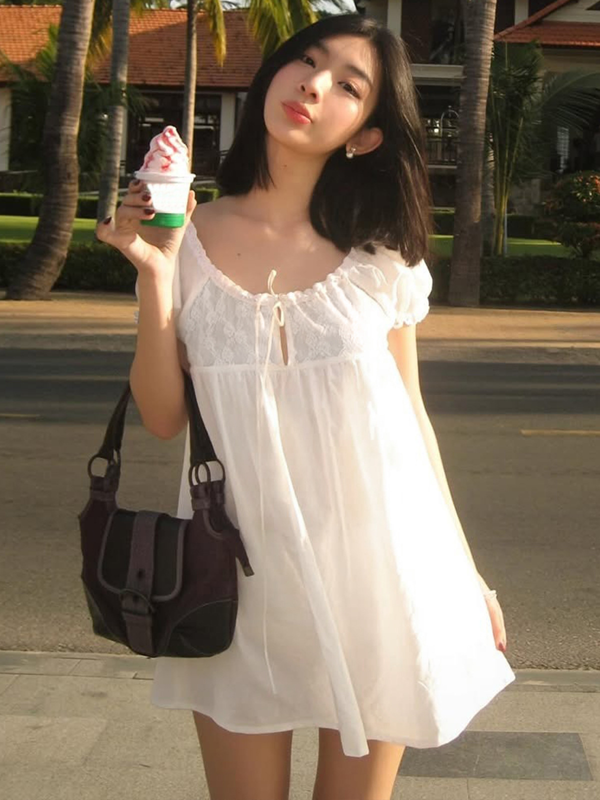 Gaun Mini Babydoll Renda Putih - Off Shoulder Puff Sleeve Sundress ulasan dan harga