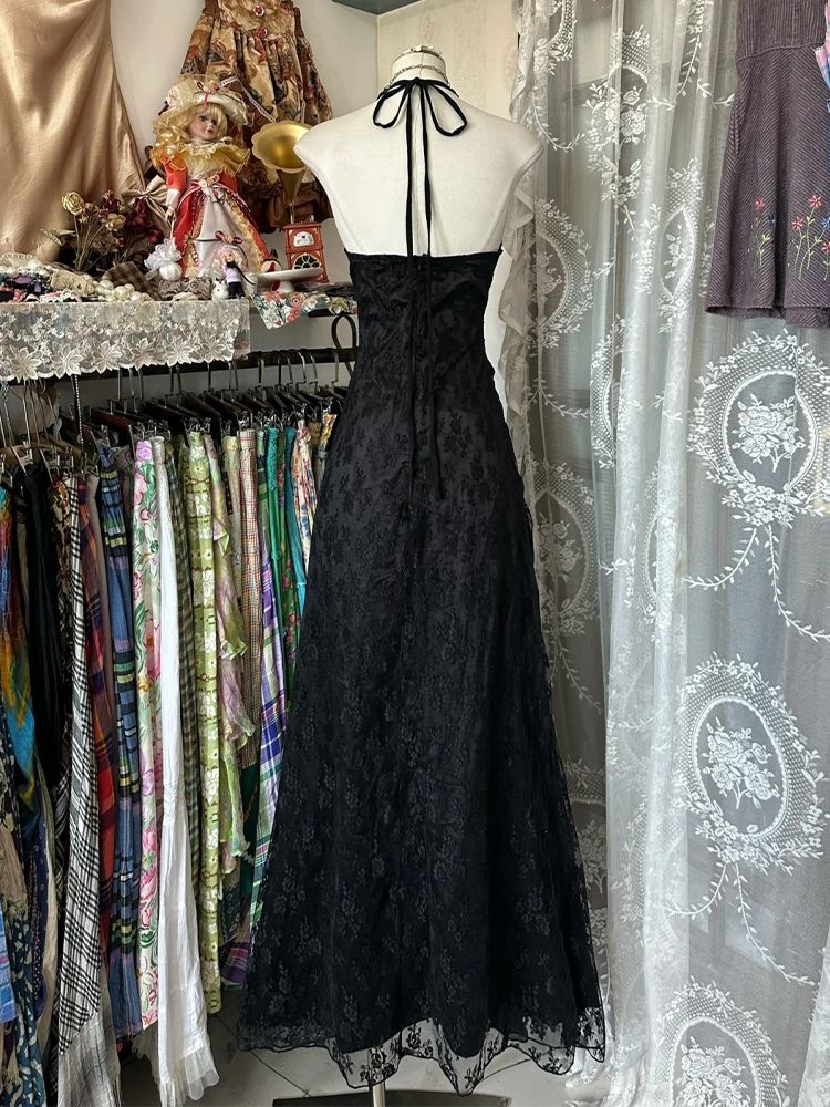 Gaun Tanpa Lengan Halter Vinta - Y2K Backless Halter Mini Dress ulasan dan harga